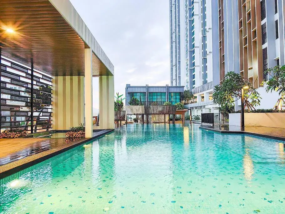 Bukit Indah 1/Studio/Aeon Mall Lägenhet Johor Bahru 0*,